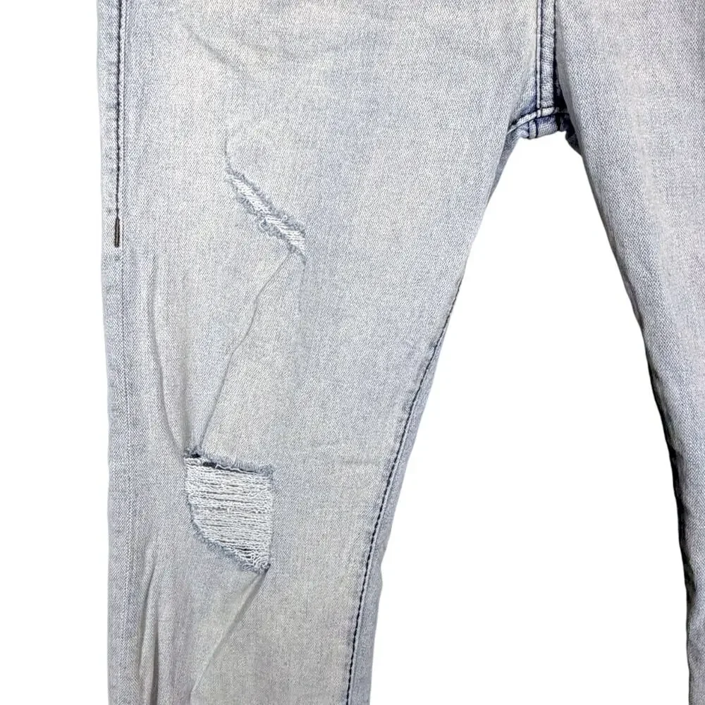 True Religion step out